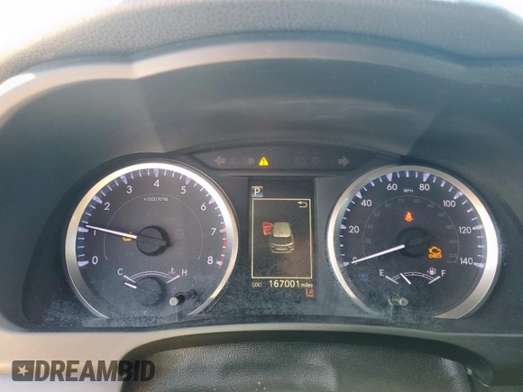 2019 Toyota Highlander LE z VIN 5TDZZRFH0KS324788, wystawiony jako Copart lot #56583055 z przebiegiem 167 001 mil mil oraz Szkoda całkowita • Salvage title. Historia ofert i sprzedaży dostępna na DreamBid. Obrazek 9.