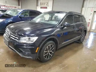 2021 Volkswagen Tiguan SE z VIN 3VV2B7AX1MM001377, wystawiony jako Copart lot #49893775 z przebiegiem 61 422 mil mil oraz Szkoda całkowita • Salvage title. Historia ofert i sprzedaży dostępna na DreamBid. Obrazek 1.