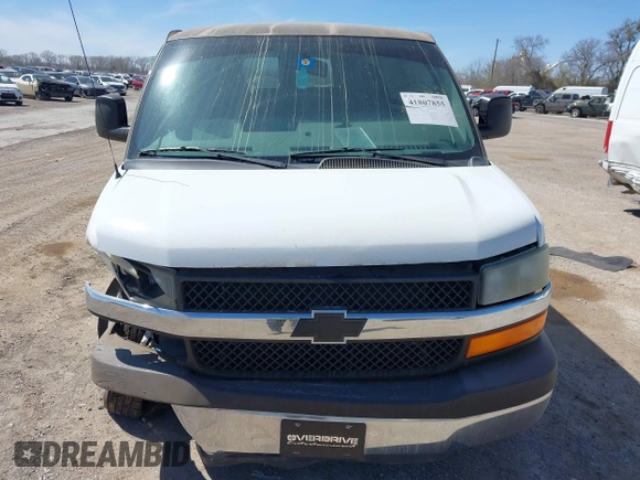 2014 Chevrolet Express Passenger LT с VIN 1GAZG1FG6E1181922, выставлен на аукционе IAAI как лот 41807855 с пробегом 42 907 миль миль и . История ставок и продаж доступна на DreamBid. Изображение 12.
