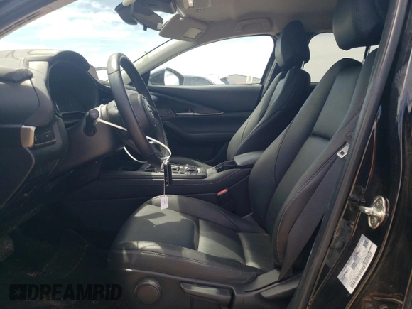 2022 Mazda CX-30 S Select with VIN 3MVDMBBL4NM416211, listed as a Copart auction lot 54527855 with 28,457 mi miles and Salvage Title. Bid and sale history available at DreamBid. Image 7.