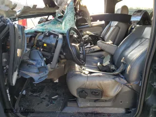 2001 Chevrolet Tahoe LT with VIN 1GNEK13T41J219414, listed as a Copart auction lot 44401445 with 0 mi miles and Non Repairable. Bid and sale history available at carsss.com. Image 7.