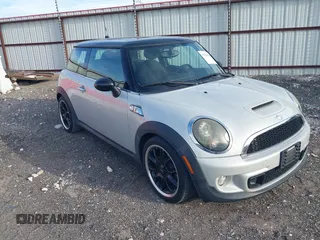 2011 MINI Hardtop S with VIN WMWSV3C54BTY21460, listed as a IAAI auction lot 41824140 with 62,138 mi miles and . Bid and sale history available at DreamBid. Image 1.