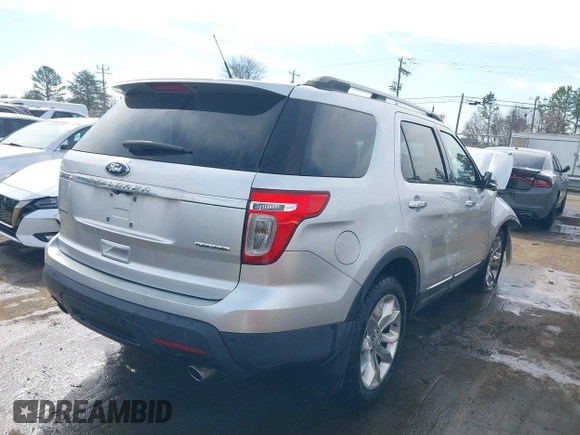 2014 Ford Explorer Limited with VIN 1FM5K7F83EGA41237, listed as a IAAI auction lot 41677778 with 222,530 mi miles and . Bid and sale history available at carsss.com. Image 4.