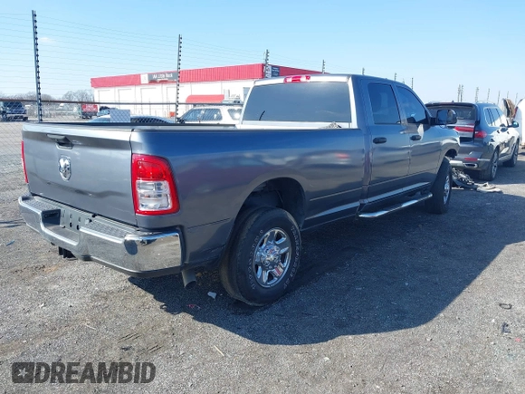 2022 Ram 2500 Tradesman with VIN 3C6UR5HJ2NG111757, listed as a IAAI auction lot 41537105 with 64,589 mi miles and . Bid and sale history available at DreamBid. Image 4.