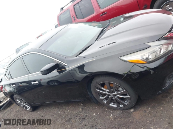 2018 Nissan Altima SV with VIN 1N4AL3AP5JC473990, listed as a IAAI auction lot 41922959 with 88,532 mi miles and . Bid and sale history available at carsss.com. Image 13.