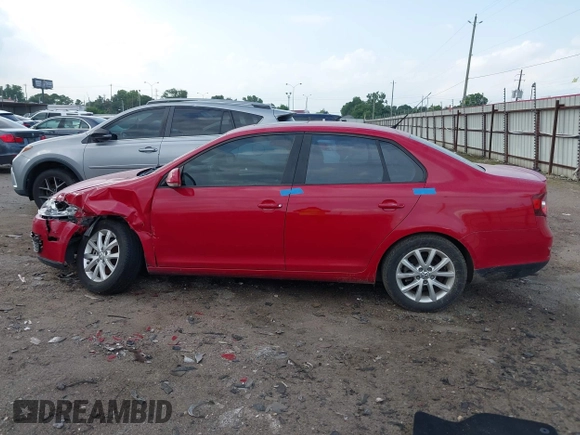 2010 Volkswagen Jetta SEL с VIN 3VWRX7AJ9AM155791, выставлен на аукционе IAAI как лот 42432281 с пробегом 96 667 миль миль и . История ставок и продаж доступна на DreamBid. Изображение 15.