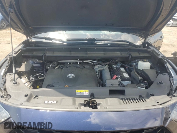 2021 Toyota Highlander XSE with VIN 5TDJZRBH1MS059191, listed as a Copart auction lot 61137125 with 44,747 mi miles and Salvage title. Bid and sale history available at DreamBid. Image 12.