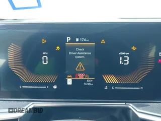 2025 Kia Sorento LX z VIN 5XYRG4JC4SG355799, wystawiony jako IAAI lot #41709416 z przebiegiem 1698 mil mil oraz . Historia ofert i sprzedaży dostępna na DreamBid. Obrazek 7.
