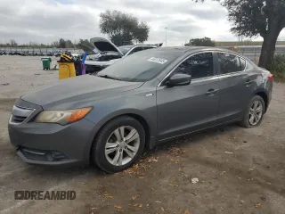 2013 Acura ILX Hybrid Tech Pkg with VIN 19VDE3F70DE301365, listed as a Copart auction lot 44012945 with 197,400 mi miles and Salvage Title. Bid and sale history available at carsss.com. Image 1.