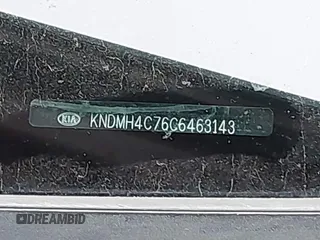 2012 Kia Sedona EX with VIN KNDMH4C76C6463143, listed as a IAAI auction lot 41990970 with 214,045 mi miles. Bid and sale history available at carsss.com. Image 9.