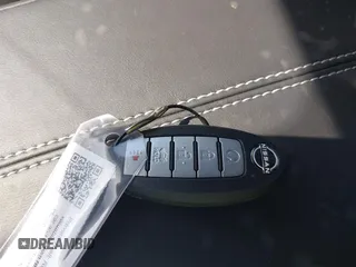 2025 Nissan Altima SV z VIN 1N4BL4DV0SN378389, wystawiony jako IAAI lot #41984535 z przebiegiem 46 mil mil oraz . Historia ofert i sprzedaży dostępna na DreamBid. Obrazek 11.