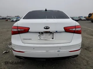 2015 Kia Cadenza Premium with VIN KNALN4D70F5174298, listed as a Copart auction lot 86166864 with 136,880 mi miles and Clean Title. Bid and sale history available at carsss.com. Image 6.