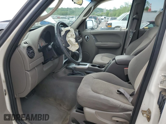 2004 Jeep Liberty Limited z VIN 1J4GL58K34W289459, wystawiony jako Copart lot #56889175 z przebiegiem 63 778 mil mil oraz Szkoda całkowita • Salvage title. Historia ofert i sprzedaży dostępna na DreamBid. Obrazek 7.