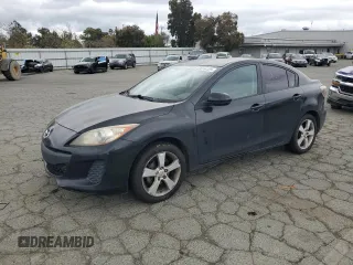 2013 Mazda 3 i Sport with VIN JM1BL1UP5D1759384, listed as a Copart auction lot 53516125 with 175,330 mi miles and Clean Title. Bid and sale history available at DreamBid. Image 1.
