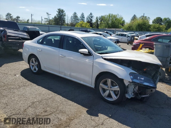 2012 Volkswagen Passat SE с VIN 1VWBP7A31CC084951, выставлен на аукционе Copart как лот 55726145 с пробегом 98 654 миль миль и Списание • Salvage title. История ставок и продаж доступна на DreamBid. Изображение 4.