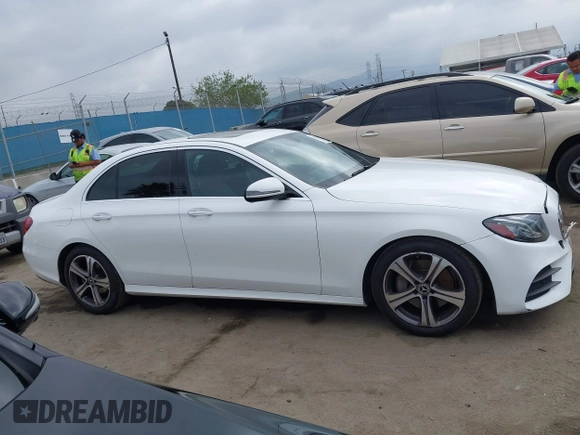 2020 Mercedes-Benz E 350 with VIN W1KZF8DB7LA818152, listed as a IAAI auction lot 41871865 with 89,101 mi miles and . Bid and sale history available at DreamBid. Image 14.
