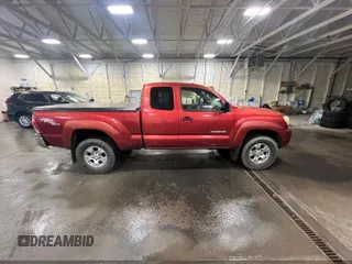 2007 Toyota Tacoma with VIN 5TEUU42NX7Z341101, listed as a IAAI auction lot 42588633 with 196,587 mi miles and . Bid and sale history available at DreamBid. Image 12.