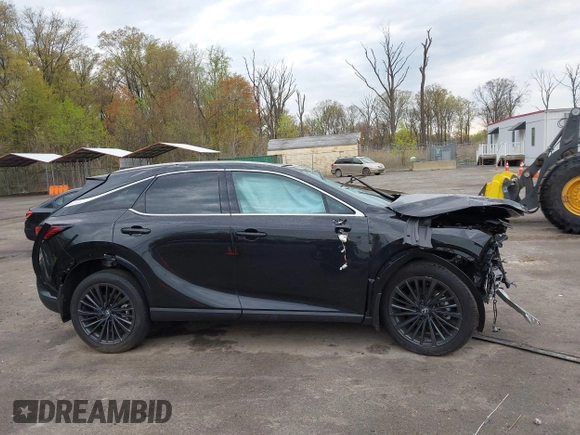 2024 Lexus RX 350 z VIN 2T2BAMCA0RC082117, wystawiony jako IAAI lot #42008294 z przebiegiem 6 576 mil mil oraz . Historia ofert i sprzedaży dostępna na DreamBid. Obrazek 12.