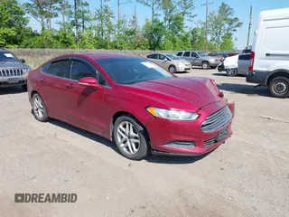 2015 Ford Fusion SE with VIN 1FA6P0H73F5123218, listed as a IAAI auction lot 42010665 with 185,309 mi miles. Bid and sale history available at carsss.com. Image 1.
