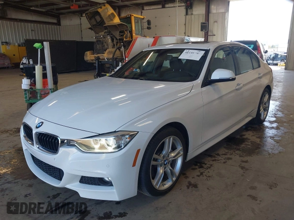 2015 BMW 3 Series 335i z VIN WBA3A9G58FNN73480, wystawiony jako IAAI lot #42116761 z przebiegiem 50 879 mil mil oraz . Historia ofert i sprzedaży dostępna na DreamBid. Obrazek 2.