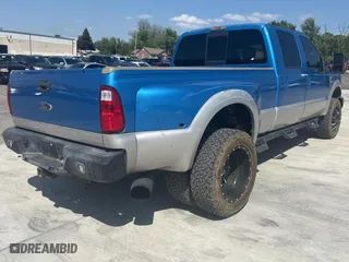 2008 Ford Super Duty F-350 DRW XL with VIN 1FTWW33R18EB36544, listed as a Copart auction lot 53727335 with 208,038 mi miles and Clean Title. Bid and sale history available at carsss.com. Image 4.