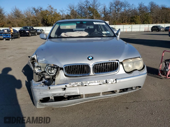 2003 BMW 7 Series 745Li with VIN WBAGN63433DS43345, listed as a Copart auction lot 81220114 with Not Provided miles and Non Repairable. Bid and sale history available at carsss.com. Image 5.