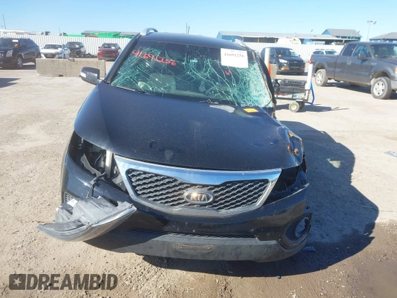 2013 Kia Sorento LX with VIN 5XYKT4A2XDG371836, listed as a IAAI auction lot 41691256 with 1 mi miles. Bid and sale history available at carsss.com. Image 10.