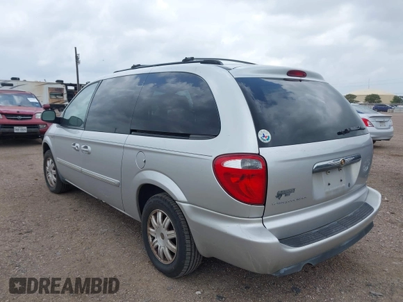 2006 Chrysler Town & Country LWB Touring with VIN 2A4GP54L46R729218, listed as a IAAI auction lot 42105311 with 66,382 mi miles. Bid and sale history available at carsss.com. Image 3.