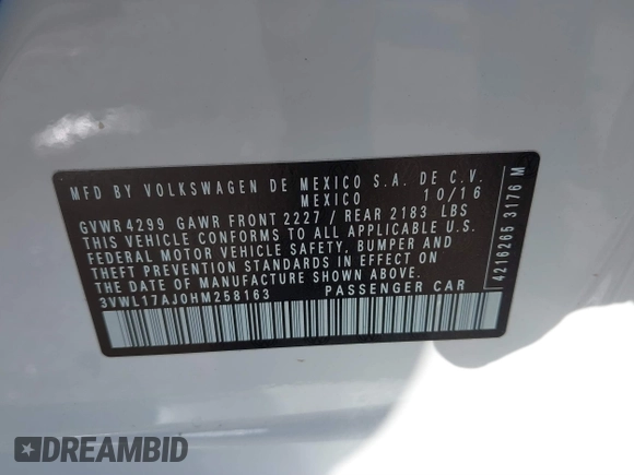 2017 Volkswagen Jetta SEL z VIN 3VWL17AJ0HM258163, wystawiony jako IAAI lot #41853477 z przebiegiem 48 243 mil mil oraz . Historia ofert i sprzedaży dostępna na DreamBid. Obrazek 9.