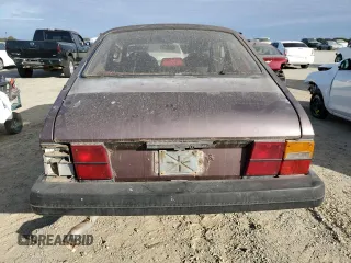 1983 Saab 900 z VIN YS3AS33S4D2012751, wystawiony jako Copart lot #78458984 z przebiegiem 219 035 mil mil oraz Czysty tytuł • Clean title. Historia ofert i sprzedaży dostępna na DreamBid. Obrazek 6.