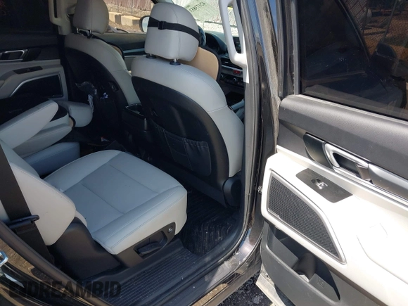 2021 Kia Telluride S with VIN 5XYP6DHC9MG103470, listed as a IAAI auction lot 42073853 with 90,942 mi miles and . Bid and sale history available at DreamBid. Image 8.