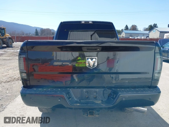 2015 Ram 2500 Tradesman with VIN 3C6UR5CL2FG635579, listed as a IAAI auction lot 41821764 with 112,147 mi miles. Bid and sale history available at carsss.com. Image 17.