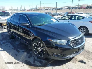 2016 Ford Taurus SHO z VIN 1FAHP2KTXGG153963, wystawiony jako IAAI lot #41825220 z przebiegiem Nie podano mil oraz . Historia ofert i sprzedaży dostępna na DreamBid. Obrazek 12.