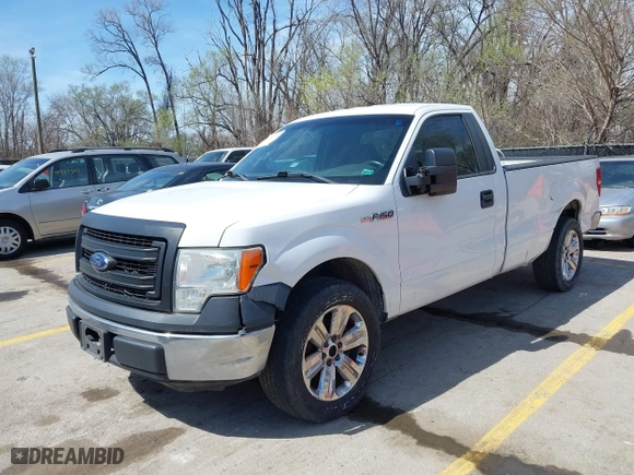 2014 Ford F-150 XL with VIN 1FTMF1CM1EKD53945, listed as a IAAI auction lot 41889789 with 296,163 mi miles. Bid and sale history available at carsss.com. Image 2.