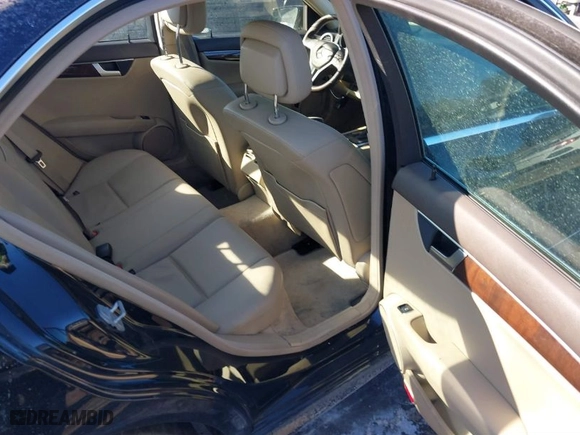 2014 Mercedes-Benz C-Class C 300 Sport with VIN WDDGF8AB8EA948472, listed as a IAAI auction lot 41427639 with 183,064 mi miles. Bid and sale history available at carsss.com. Image 8.