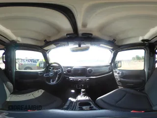 2019 Jeep Wrangler Unlimited Sahara with VIN 1C4HJXEN5KW542403, listed as a IAAI auction lot 42524989 with 60,451 mi miles and . Bid and sale history available at DreamBid. Image 18.