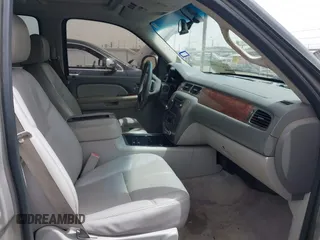 2007 GMC Yukon SLT with VIN 1GKFK13007J115065, listed as a IAAI auction lot 41837778 with 234,917 mi miles. Bid and sale history available at carsss.com. Image 5.