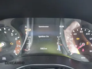 2025 Jeep Compass Latitude с VIN 3C4NJDBN5ST597722, выставлен на аукционе IAAI как лот 42499155 с пробегом 1 663 миль миль и . История ставок и продаж доступна на DreamBid. Изображение 7.
