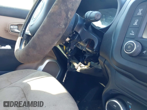 2017 Jeep Renegade Latitude z VIN ZACCJBBB1HPF99145, wystawiony jako IAAI lot #41831210 z przebiegiem Nie podano mil oraz . Historia ofert i sprzedaży dostępna na DreamBid. Obrazek 17.