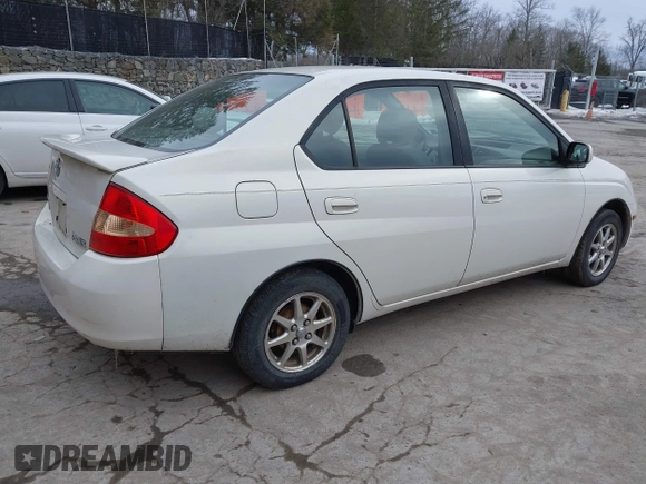 2003 Toyota Prius with VIN JT2BK18U630070910, listed as a IAAI auction lot 41628888 with 139,584 mi miles. Bid and sale history available at carsss.com. Image 4.