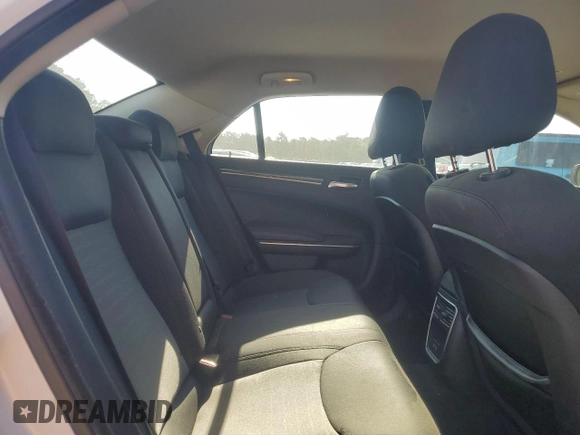 2018 Chrysler 300 Touring with VIN 2C3CCAAG8JH264400, listed as a Copart auction lot 48004555 with 93,841 mi miles and Salvage Title. Bid and sale history available at carsss.com. Image 10.