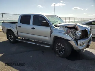2007 Toyota Tacoma PreRunner with VIN 5TEJU62N77Z343077, listed as a Copart auction lot 48942655 with 153,120 mi miles and Salvage Title. Bid and sale history available at DreamBid. Image 4.