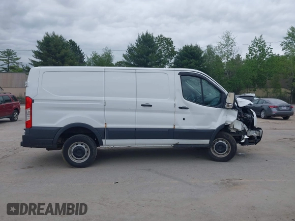 2015 Ford Transit Cargo с VIN 1FTNR1ZM4FKA85817, выставлен на аукционе IAAI как лот 42296872 с пробегом 147 337 миль миль и . История ставок и продаж доступна на DreamBid. Изображение 13.