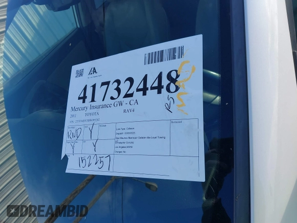 2011 Toyota RAV4 Ltd with VIN 2T3YF4DV5BW095202, listed as a IAAI auction lot 41732448 with 152,257 mi miles. Bid and sale history available at carsss.com. Image 17.