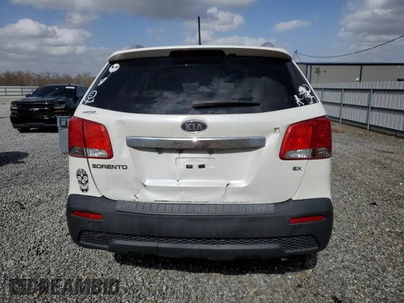 2013 Kia Sorento EX with VIN 5XYKU4A62DG415392, listed as a Copart auction lot 48107845 with 108,174 mi miles and Salvage Title. Bid and sale history available at DreamBid. Image 6.
