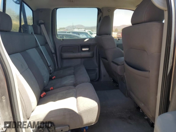 2004 Ford F-150 XLT с VIN 1FTPW14514KC82121, выставлен на аукционе Copart как лот 62336955 с пробегом 210 541 миль миль и Списание • Salvage title. История ставок и продаж доступна на DreamBid. Изображение 10.