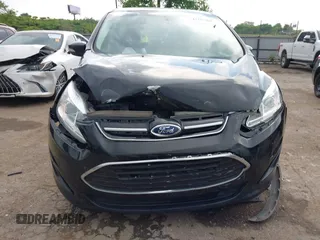2018 Ford C-Max SE z VIN 1FADP5AU0JL105493, wystawiony jako IAAI lot #42297500 z przebiegiem 100 821 mil mil oraz . Historia ofert i sprzedaży dostępna na DreamBid. Obrazek 12.