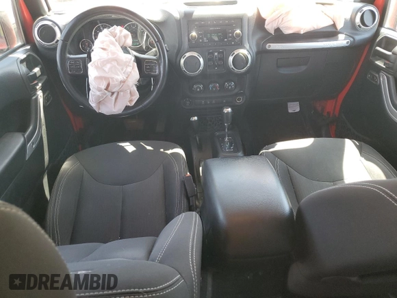 2018 Jeep Wrangler Unlimited Sahara with VIN 1C4HJWEG0JL923216, listed as a Copart auction lot 53347605 with 129,843 mi miles and Salvage title. Bid and sale history available at DreamBid. Image 8.