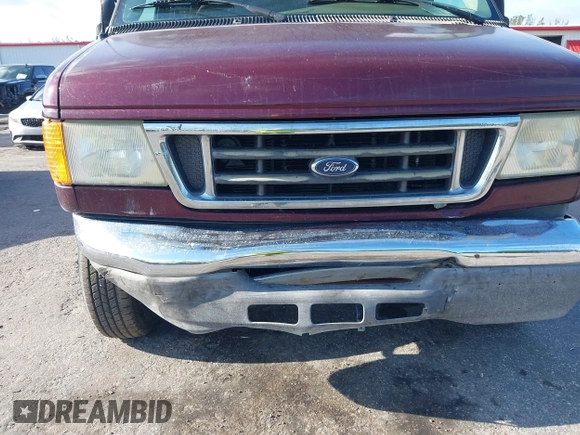 2007 Ford Econoline Passenger XL with VIN 1FBNE31L07DA55685, listed as a IAAI auction lot 40151569 with 122,578 mi miles. Bid and sale history available at carsss.com. Image 6.