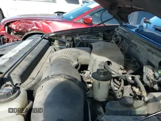 2000 Ford F-150 XL с VIN 2FTRX07L0YCB14250, выставлен на аукционе IAAI как лот 41710657 с пробегом 127 012 миль миль и . История ставок и продаж доступна на DreamBid. Изображение 19.